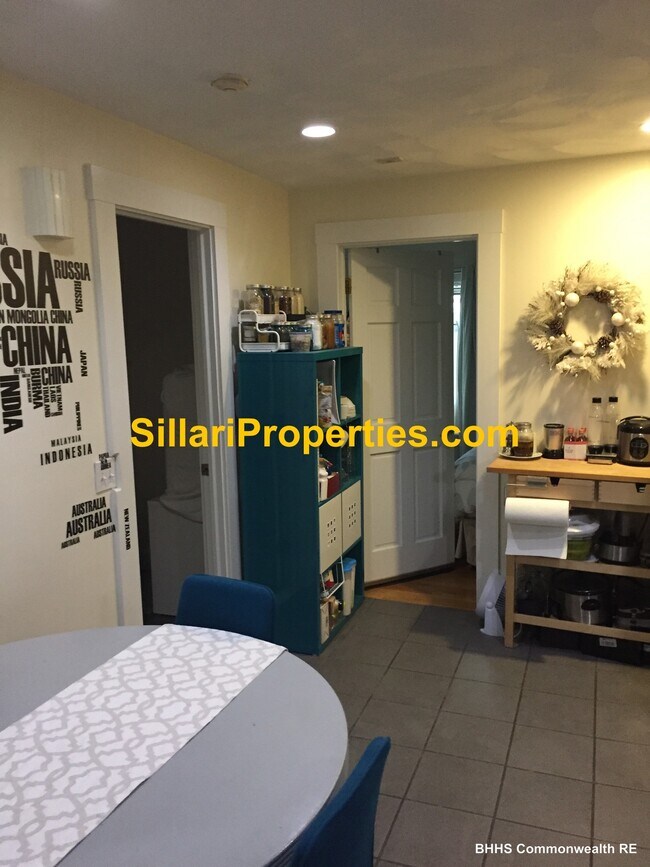 Photo - 302 Highland Ave