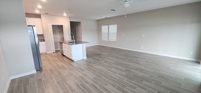 Building Photo - 93 Appleton Ct