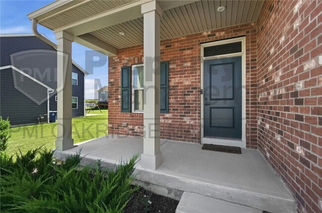 Photo - 3 Bed 3 1/2 Bath Single Family Home with Attached 2 Car Garage