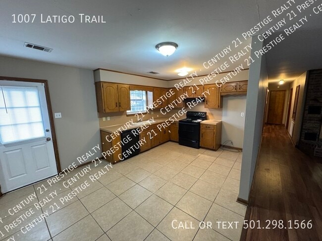 Photo - 1007 Latigo Trail