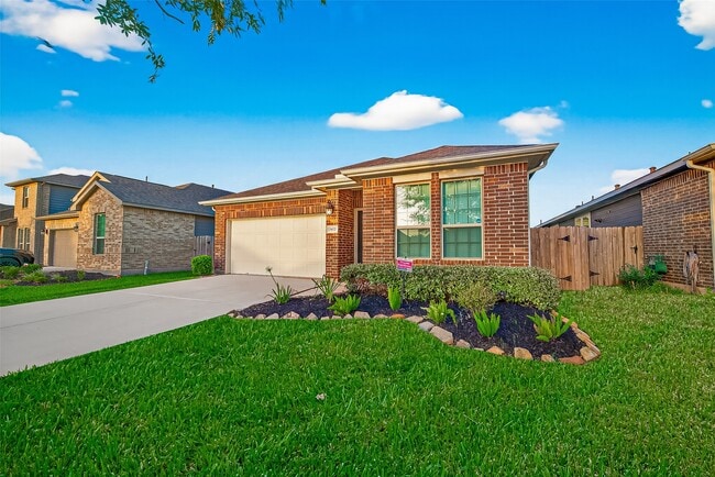 Photo - 7927 Tindarey Maple Trace