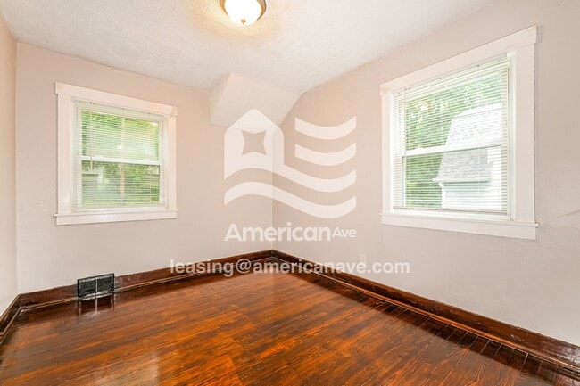 Photo - 1217 Wade St