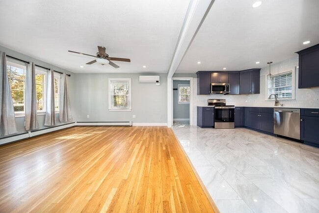 Photo - 118.5 Market St Unit 1