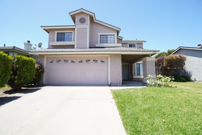 Building Photo - 1221 Primrose Ct