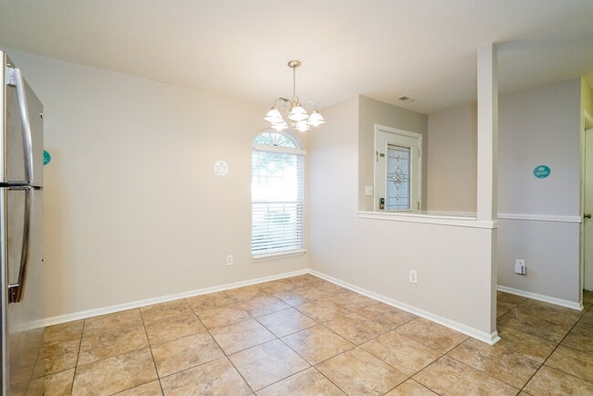 535 Cahill Ln