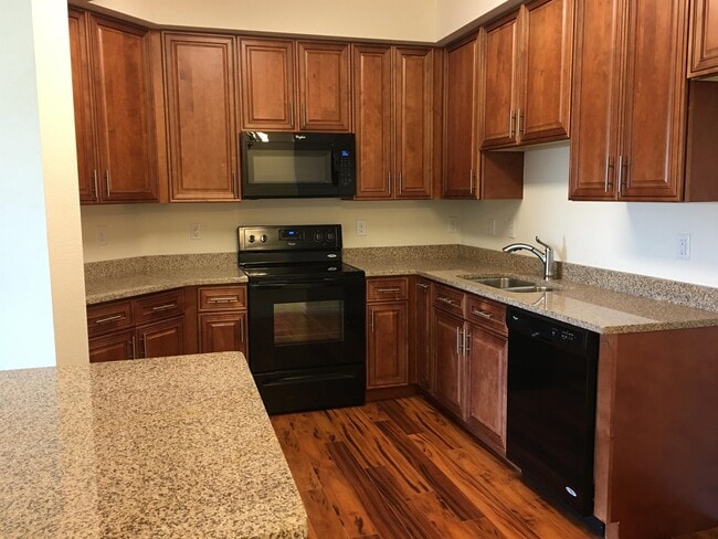 Building Photo - 804 Summer Hawk Dr Rental