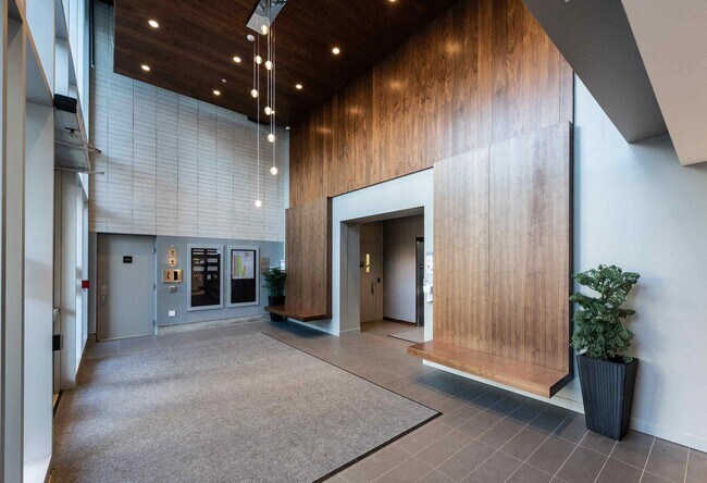 The Beverley Lobby - The Beverley