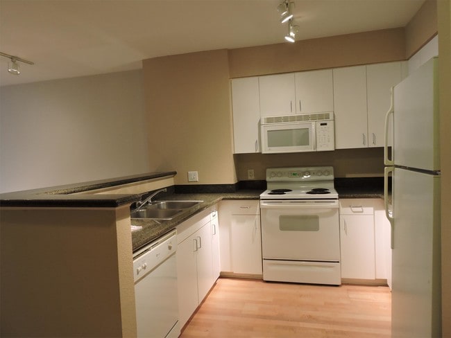 Photo - 8200 Oceanview Terrace
