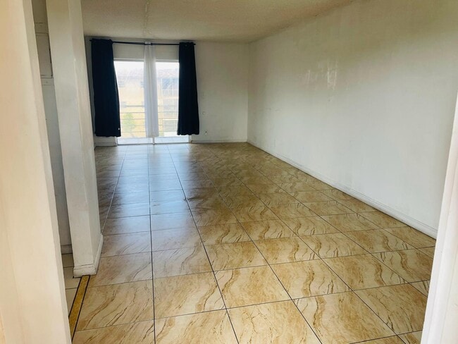 Photo - 4191 NW 26th St Unit 371