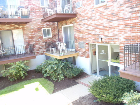 Building Photo - 31 Westgate Rd Unit 5 Rental