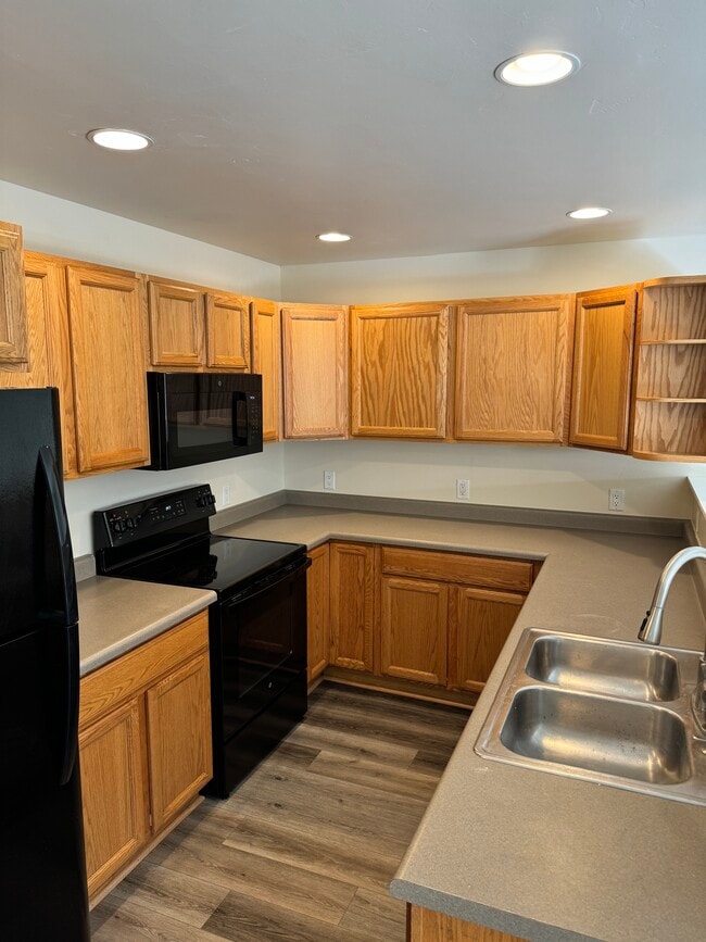 Photo - 223 S 9th St