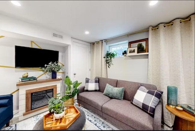 Photo - 9036 48th Pl