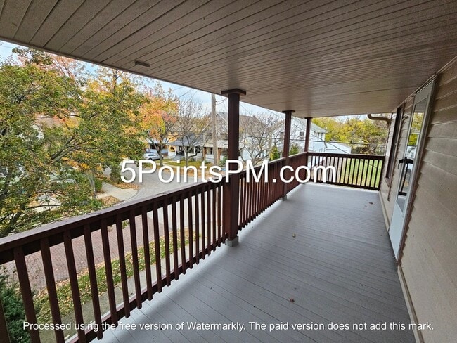 Building Photo - 379 E 162nd St