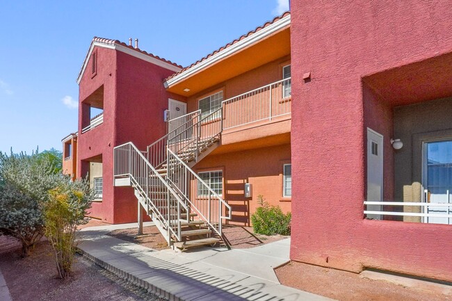 Building Photo - BEAUTIFUL 2 Bedroom Condo near Nellis Airf...