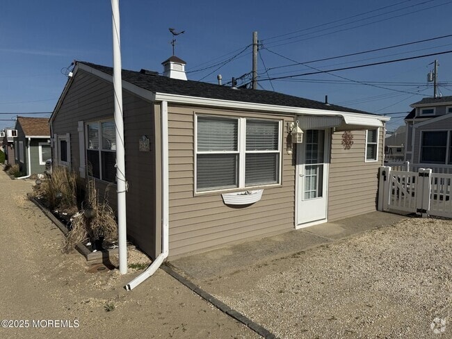 Building Photo - 24 E Amber Jack Way Rental