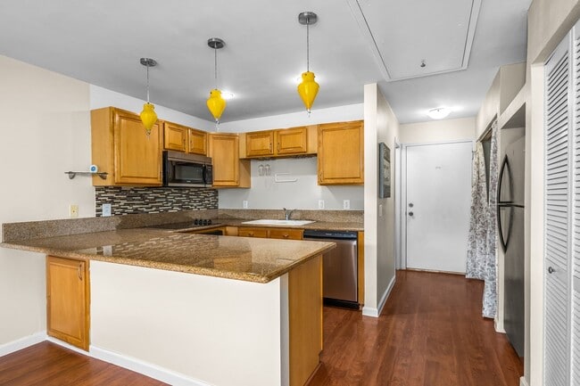 Building Photo - Maui Lani Terraces Studio, Great Mountain View!