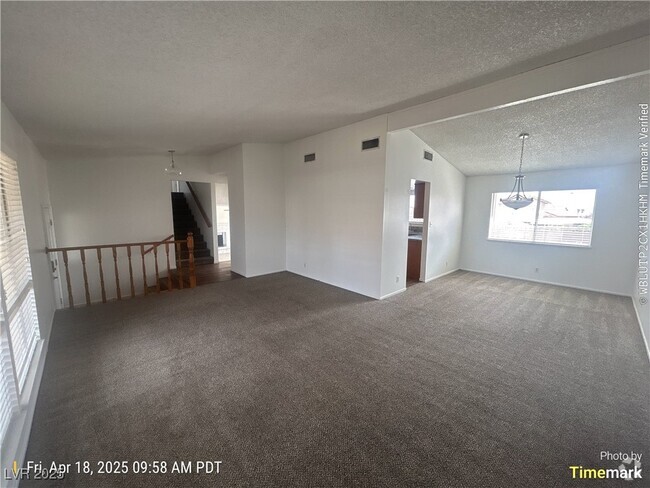 Building Photo - 1416 Kirby Dr Rental