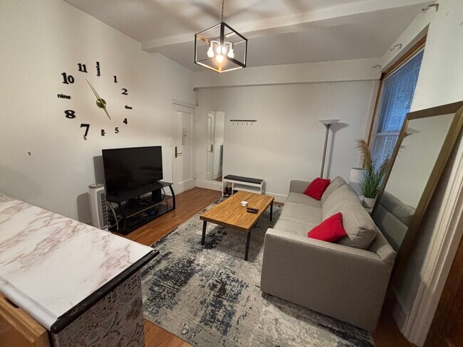 Photo - 325 W 45th St Unit 118