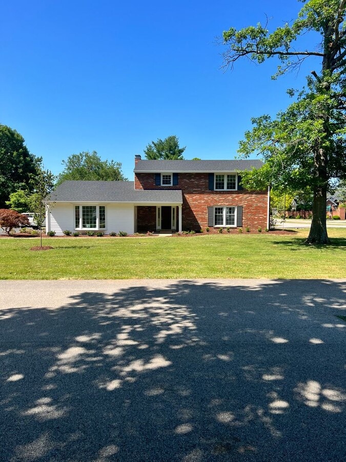 Photo - 1424 Willow Way