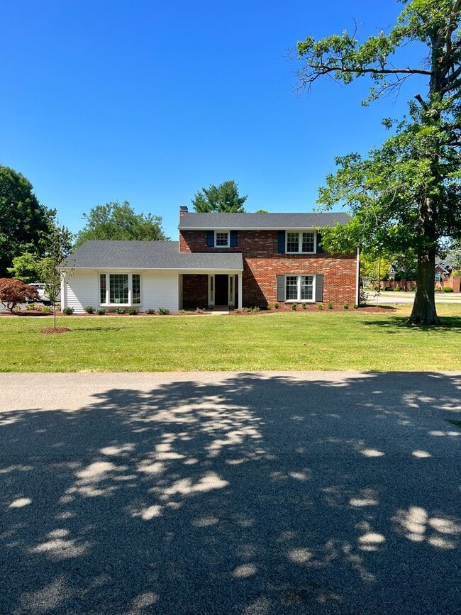 Building Photo - 1424 Willow Way