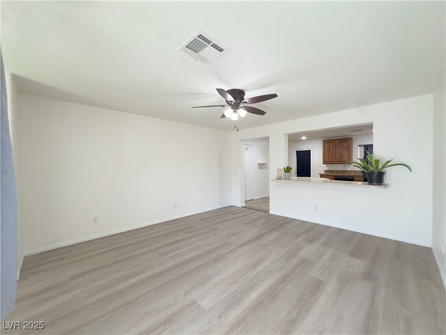 Photo - 6952 Graceful Cloud Ave