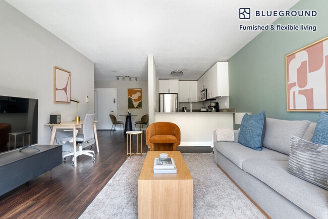 Photo - 655 S Fair Oaks Ave Unidad FL2-ID1443