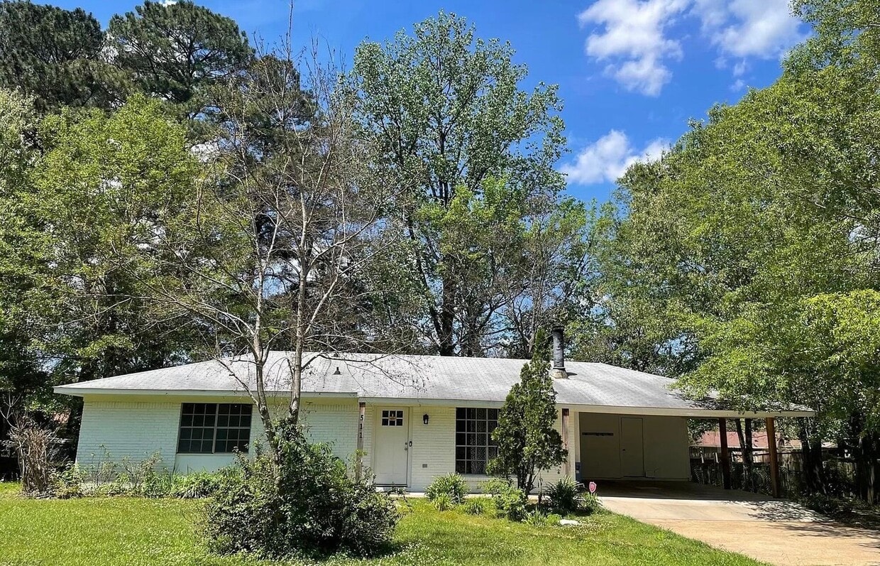 Beautiful 3 Bed/2 Bath for Rent in Pearl! - Beautiful 3 Bed/2 Bath for Rent in Pearl!