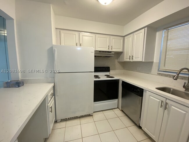 Photo - 6505 Winfield Blvd Unit B-25