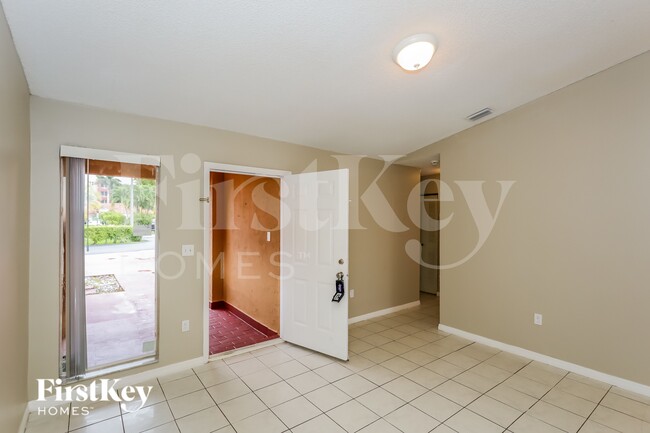 Photo - 1934 SW 123rd Ave