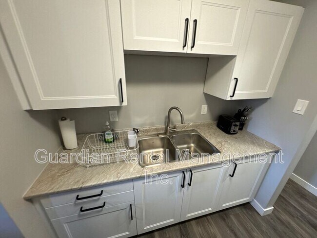Photo - 117 Centennial Dr Unit Apt 3
