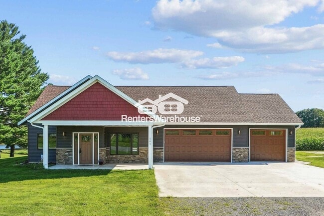 Building Photo - 161 230th St