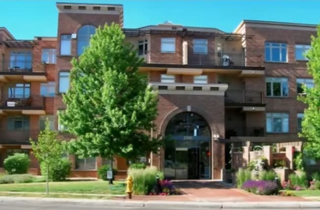 Building Photo - 2700 E Cherry Creek S Dr Rental