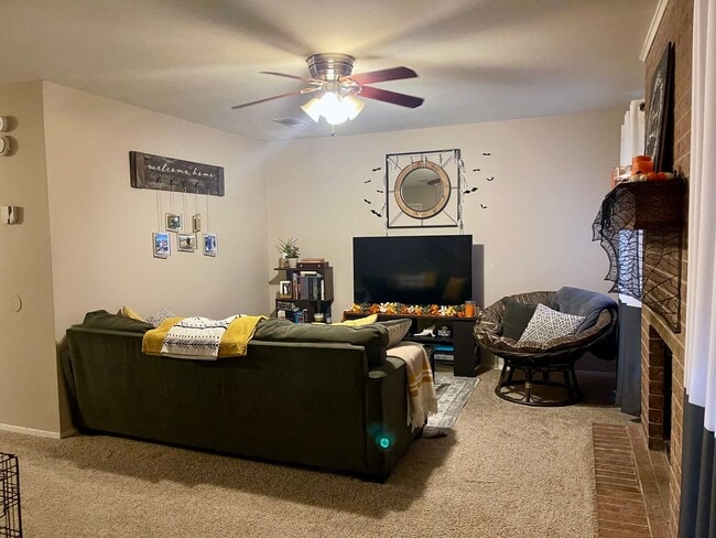 Photo - END OF JULY PRE-LEASE  2 Bed, 2.5 Bath Condo Near Campus On Bus Route!