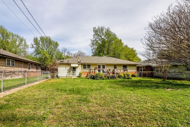 Photo - Brookside Ranch Style Home With 3 Bedrooms!