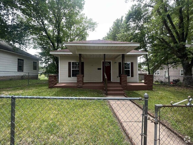 Building Photo - BEAUTIFUL 2 BEDROOM / 1 BATHROOM IN JOPLIN... Rental