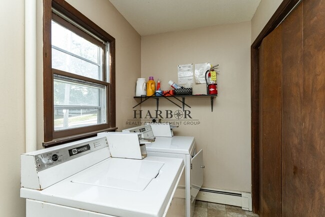 Photo - 23 8th St NW Unit 2