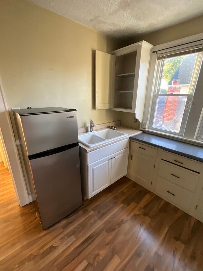 Photo - 924 S 74th St Unidad 924 S 74th St Upper