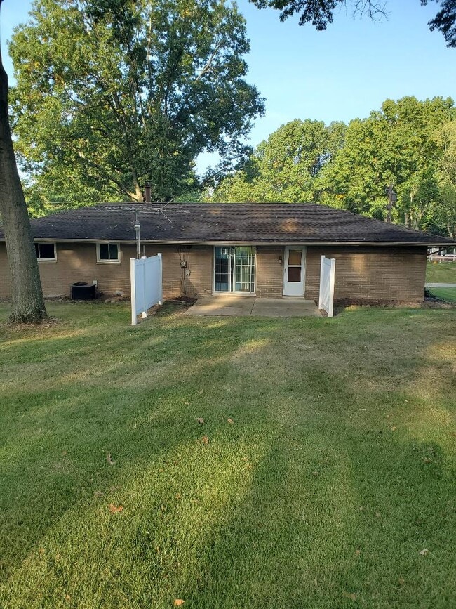 Photo - 6814 Ravenwood Ave NW