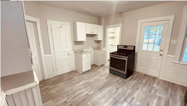 Photo - 916 S 9th Ave