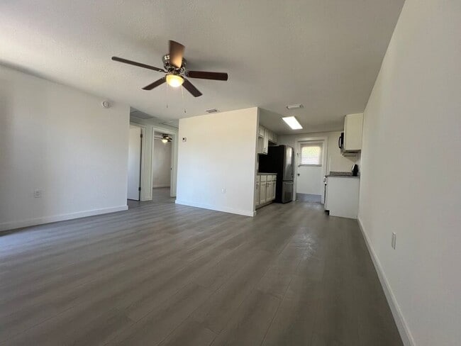 Photo - 9406 Goldenrod Rd Unit B