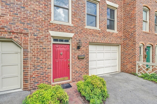 Photo - 2221 Jefferson St SW