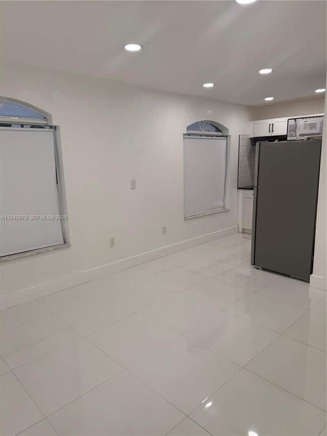 Building Photo - 14320 SW 147th Ct Unit E1