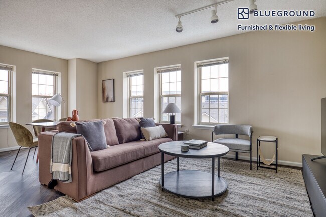 Photo - 5405 Tuckerman Ln Unit FL8-ID606