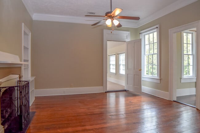 Photo - 105 Florence St NW Unit 201