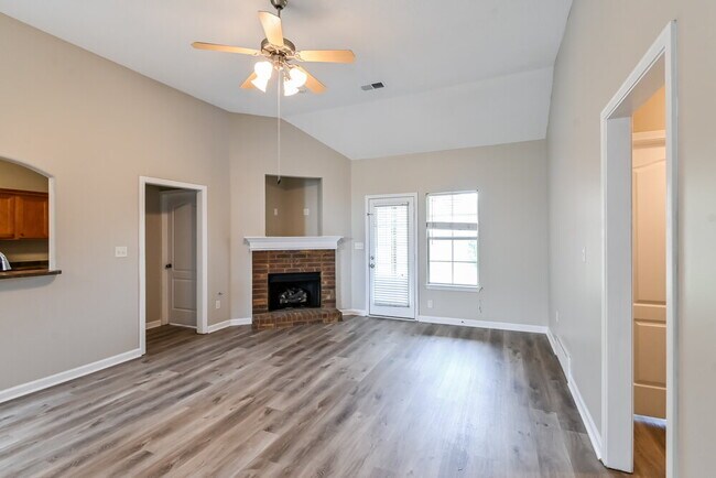 Photo - 10182 Whitcomb Ln