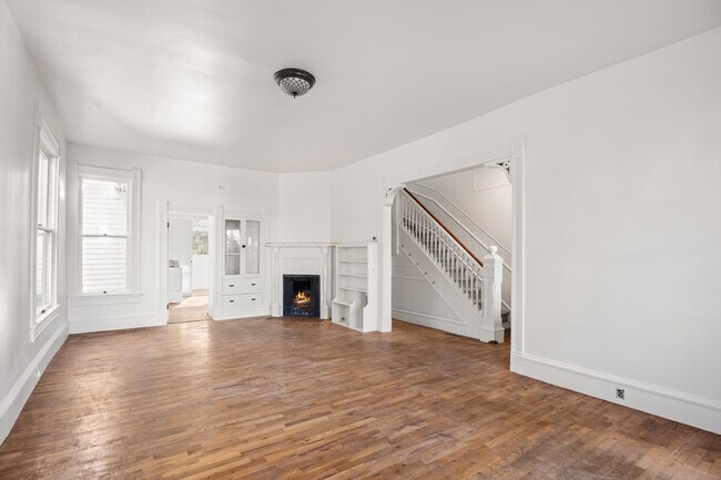 Photo - 212 N Monarch St