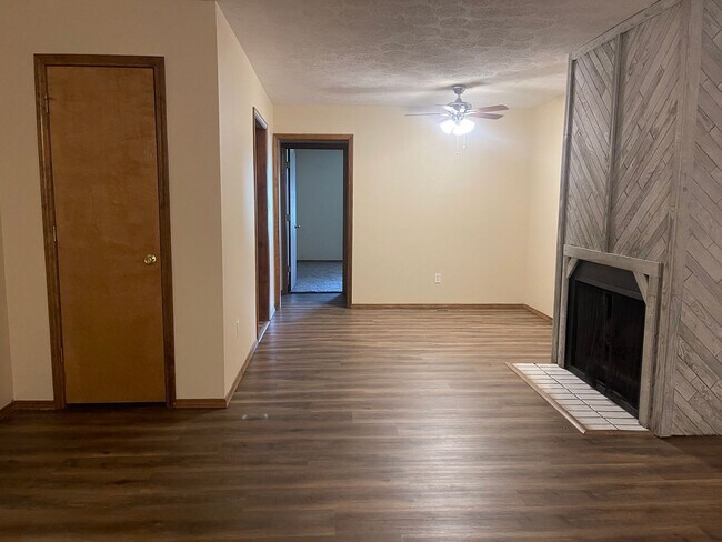 Photo - 936 S Craig Ave Unit 936 Craig