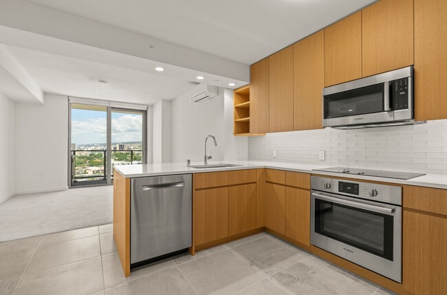Building Photo - 1388 Kapiolani Blvd Unit 4010 Rental