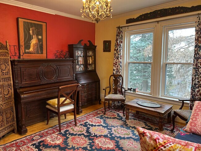 Photo - 127 White St Unit Bohemian Luxury near Harvard/MIT