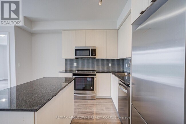 Photo - 4655 Glen Erin Dr Unit 806